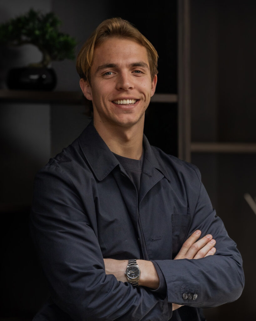 Tom Uivel - Qonnect Agency